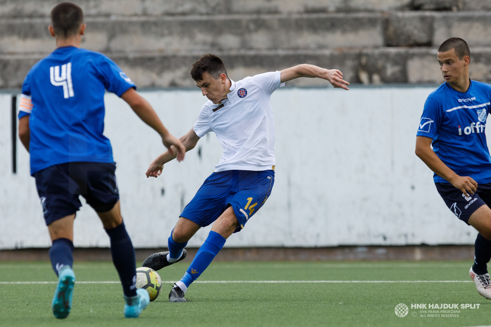 Juniori II i ml. pioniri: Hajduk - Junak