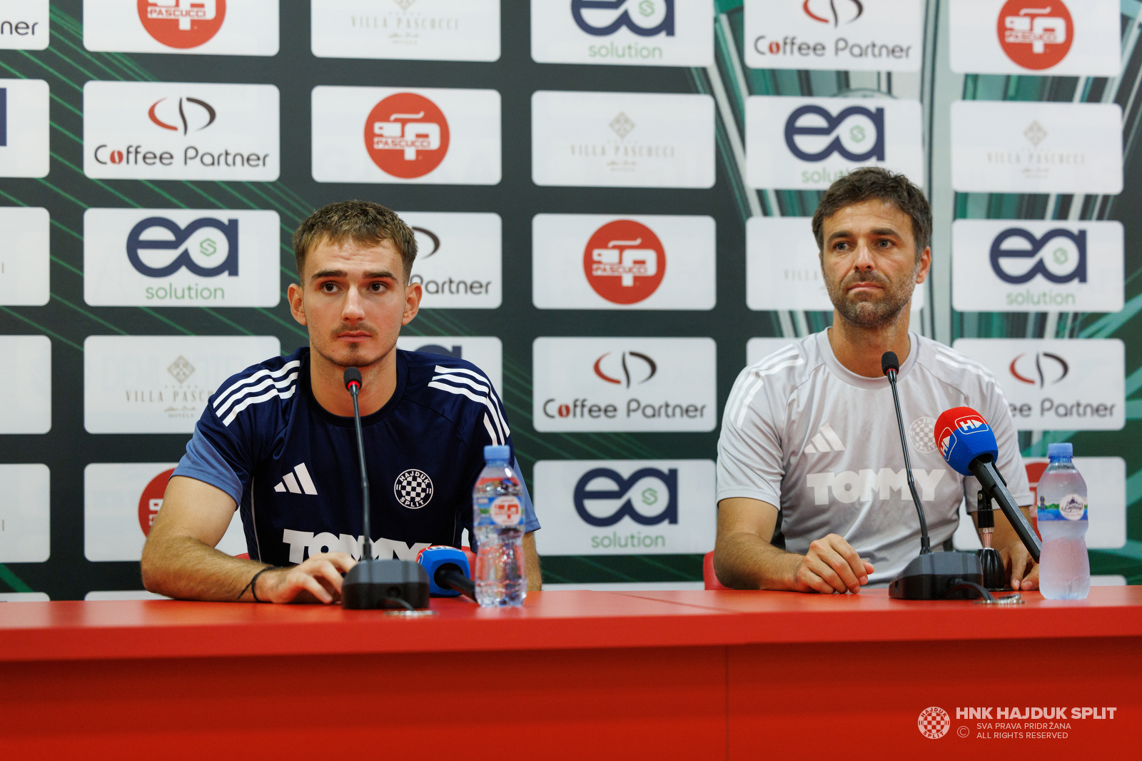 Trener Garcia i Adrion Pajaziti uoči utakmice Dinamo City - Hajduk