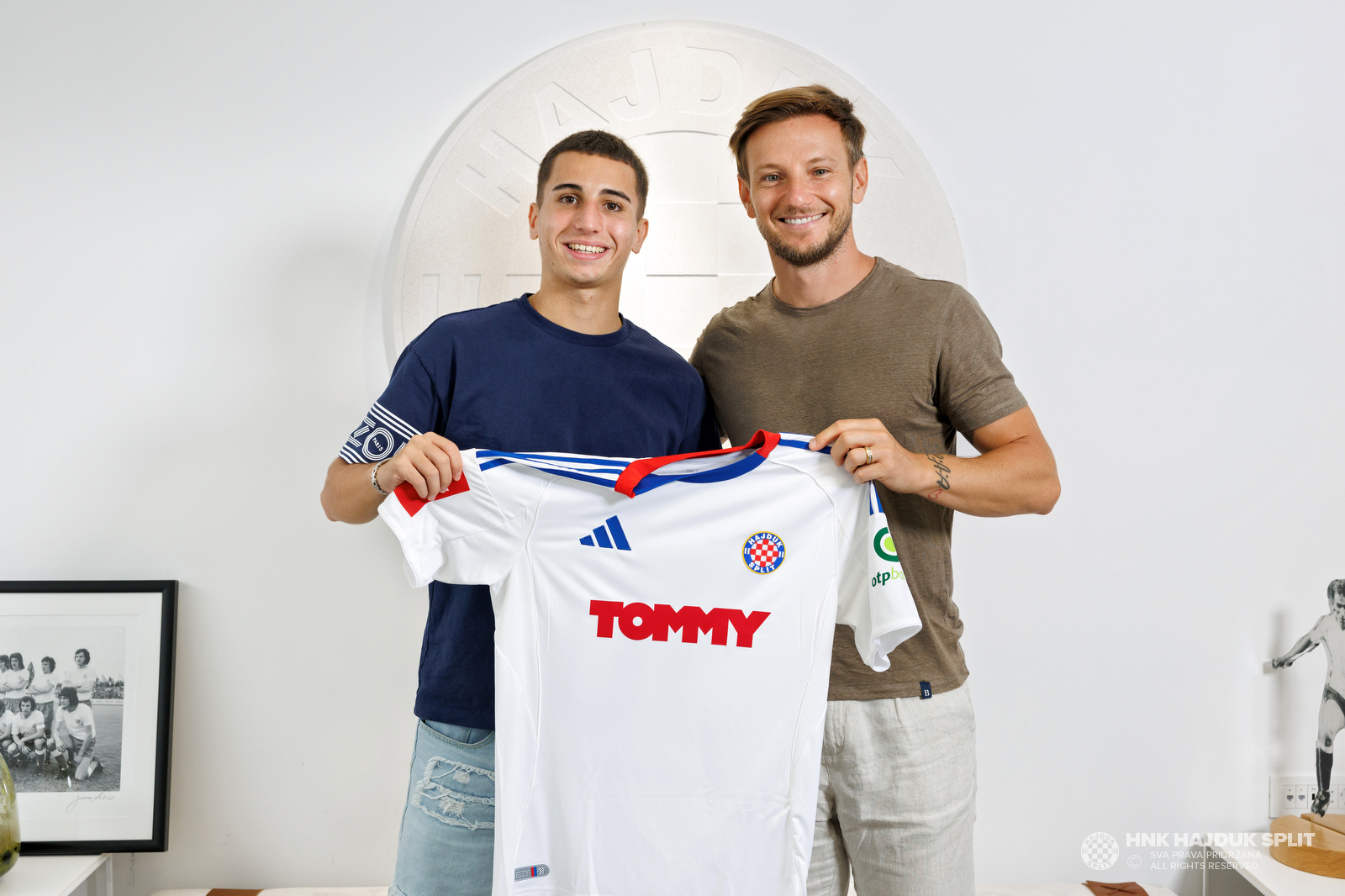 Iker Almena novi je igrač Hajduka!