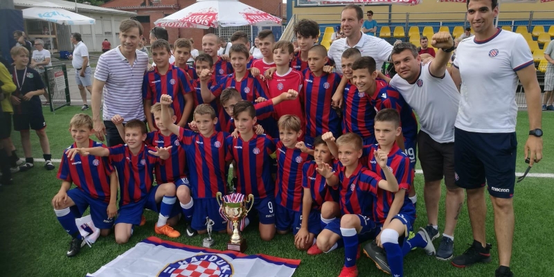 Mlađi pioniri osvojili turnir u Zagrebu, početnici II pobjednici Crikvenica Cupa